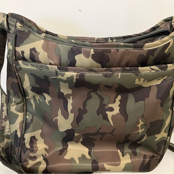 Lug Camo Bag - in brand new condition - Picture 5 of 7